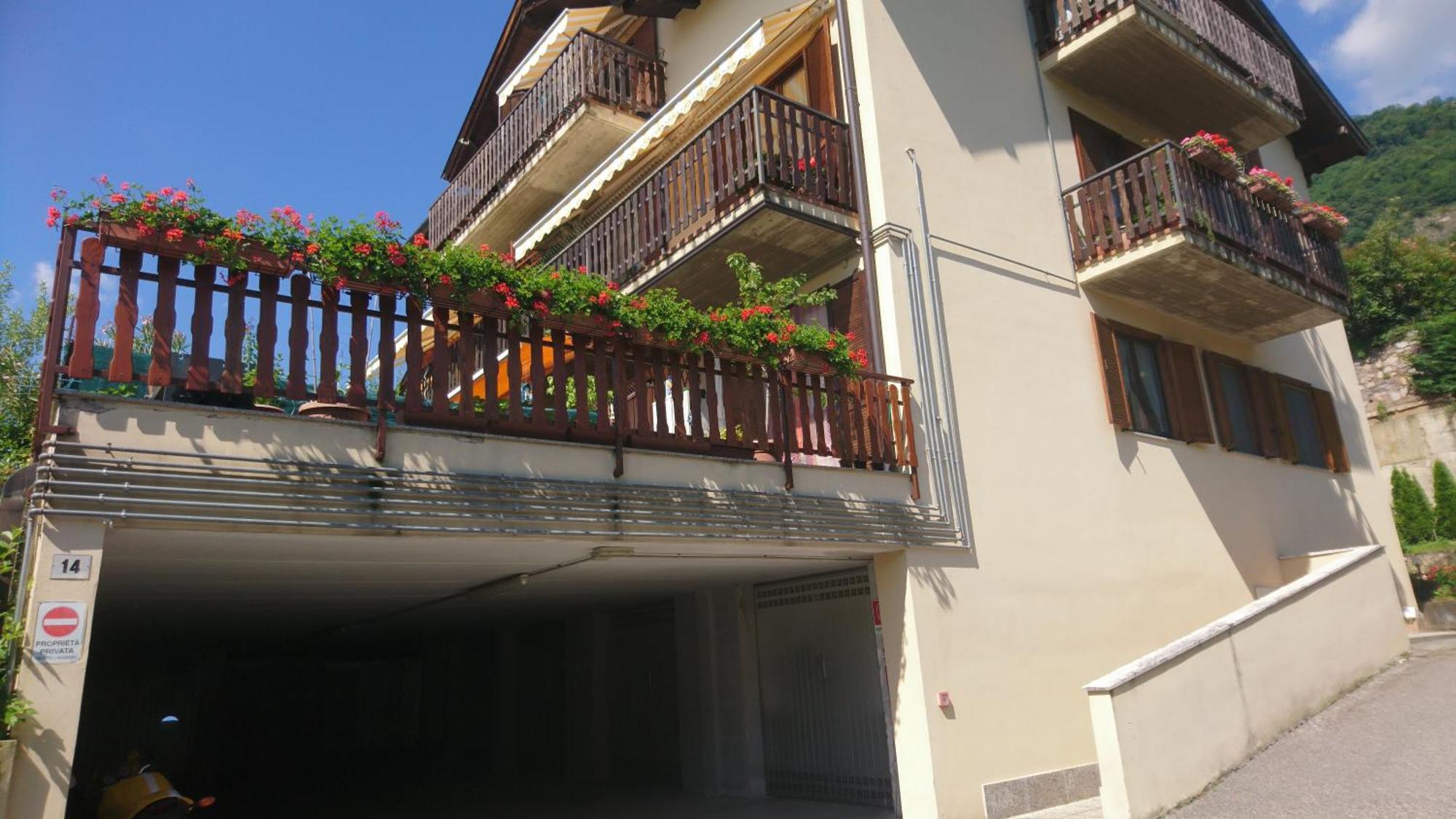 Piccolo E Confortevole Tra Trento E Riva Del Garda Villa Lagarina المظهر الخارجي الصورة